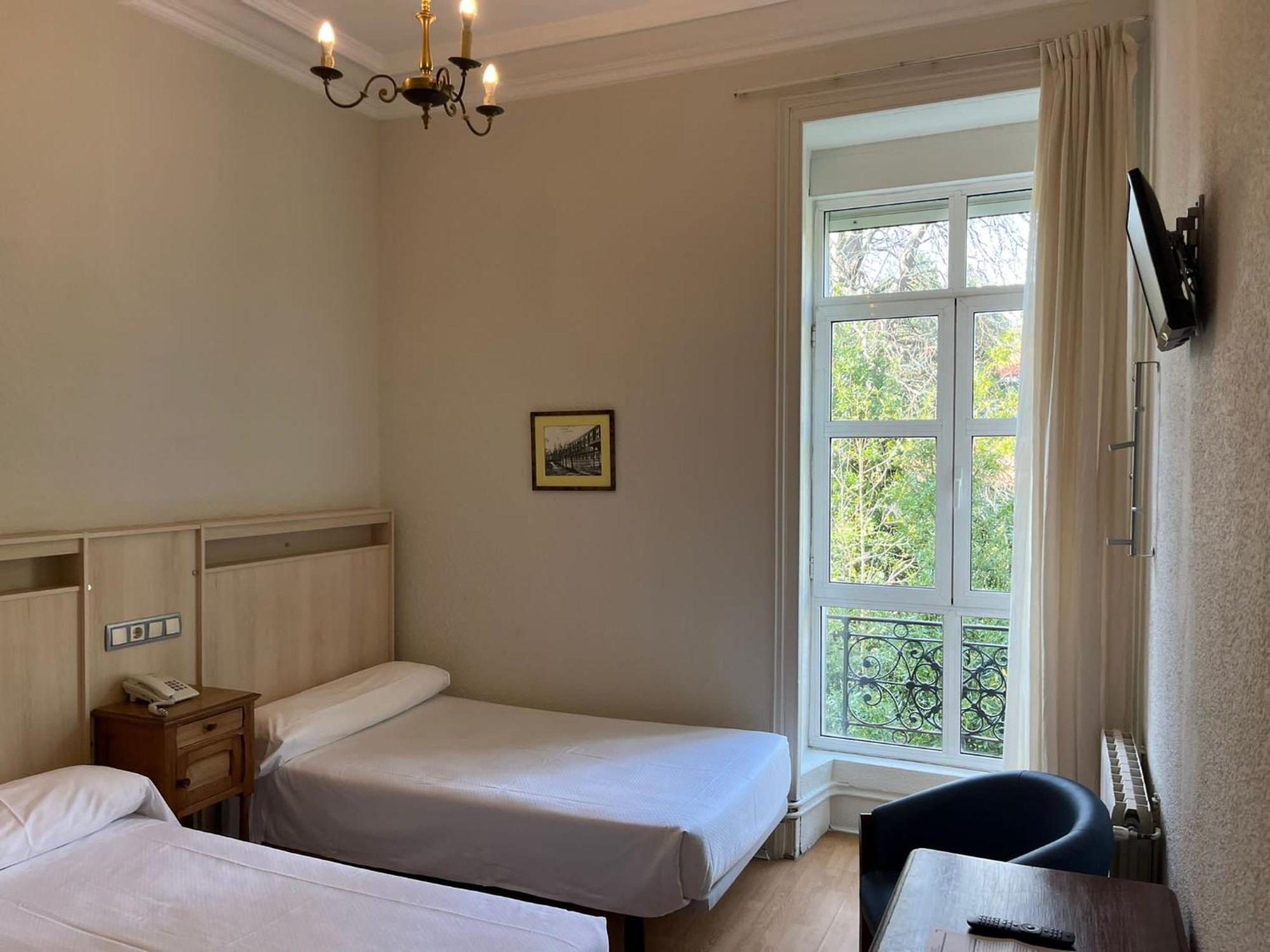 Gran Hotel Balneario De Liérganes エクステリア 写真
