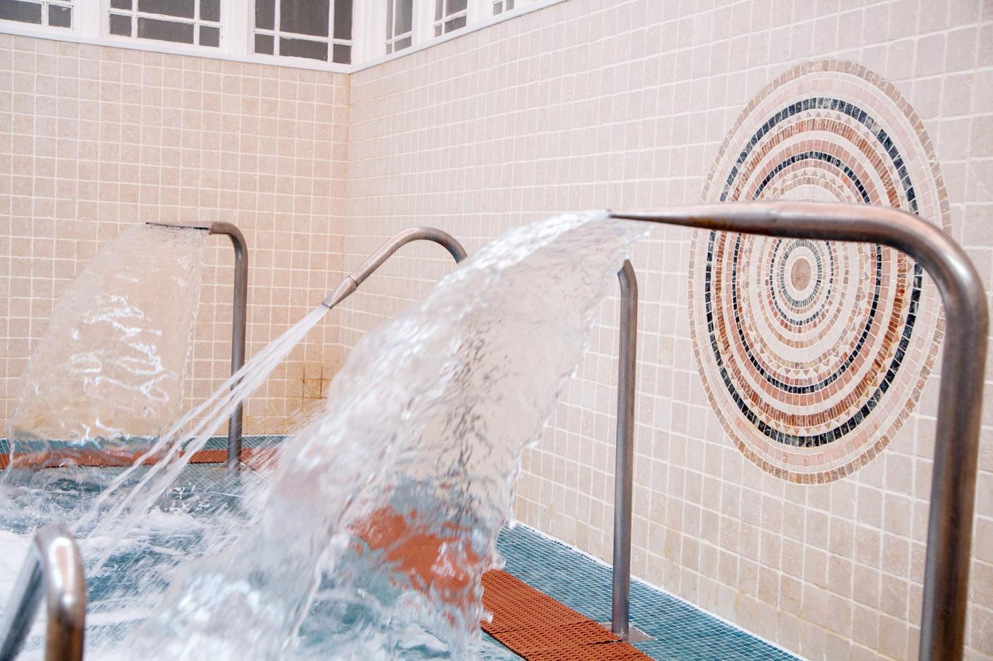 Gran Hotel Balneario De Liérganes エクステリア 写真