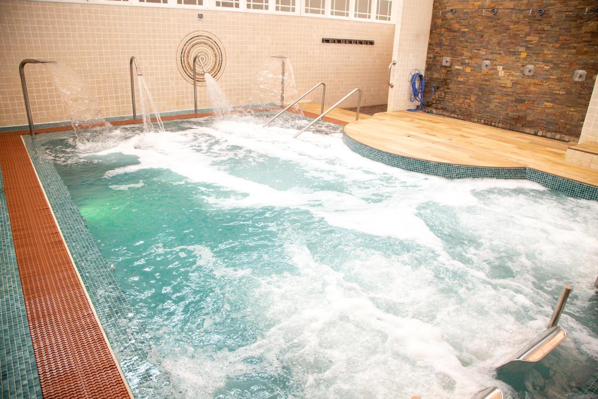 Gran Hotel Balneario De Liérganes エクステリア 写真