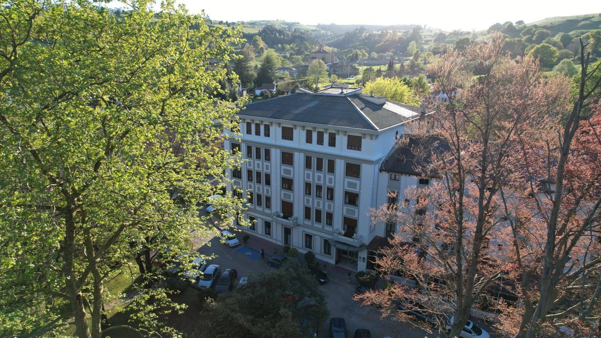 Gran Hotel Balneario De Liérganes エクステリア 写真