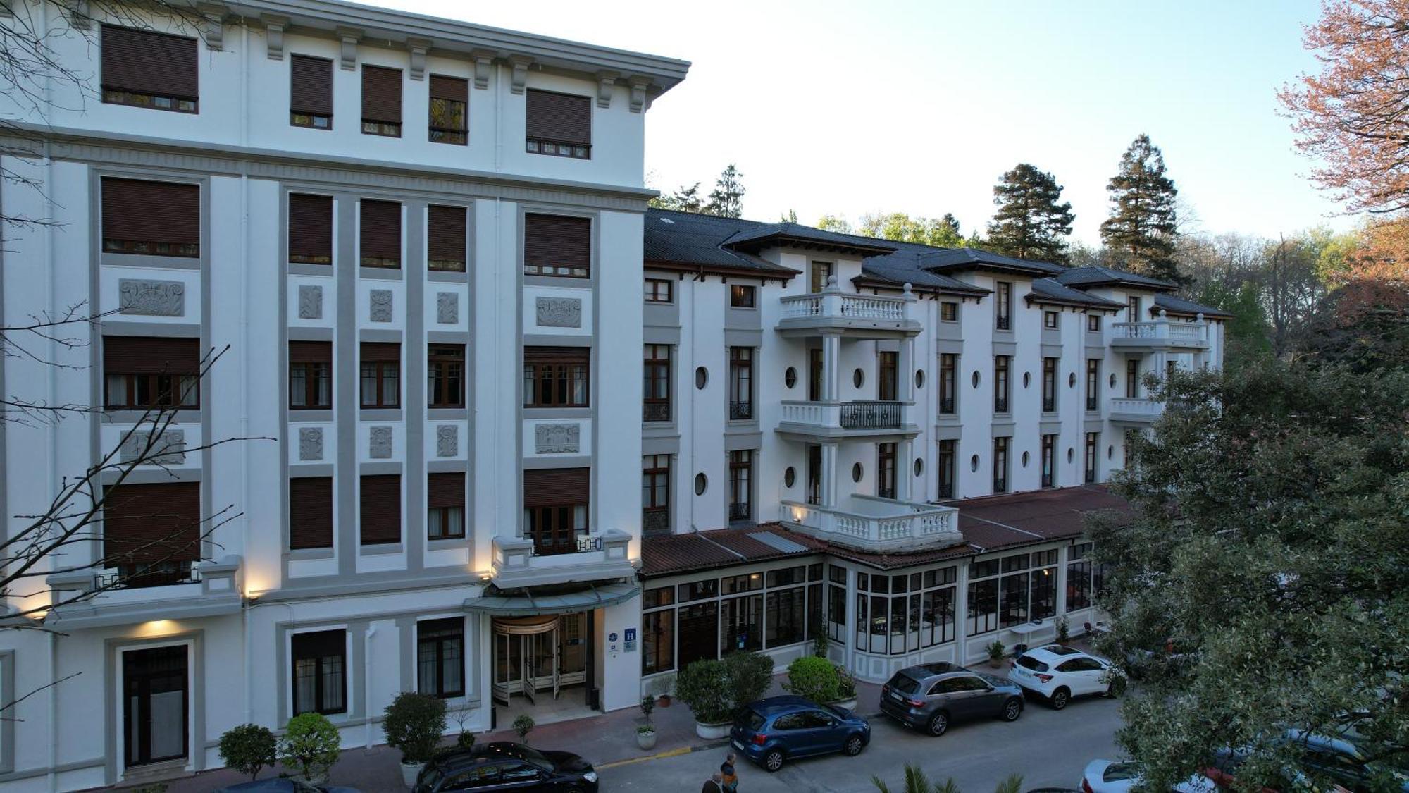 Gran Hotel Balneario De Liérganes エクステリア 写真